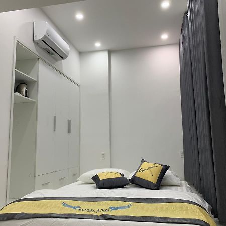 Song Anh Hotel Буонметхуот Экстерьер фото