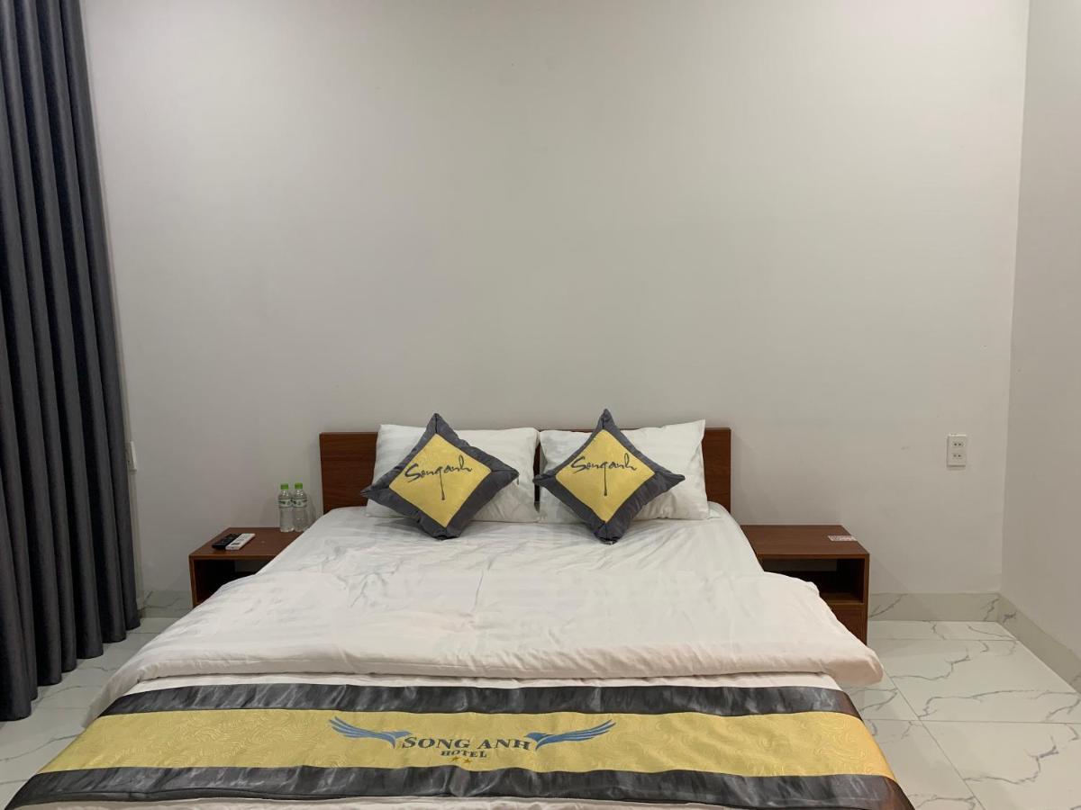 Song Anh Hotel Буонметхуот Экстерьер фото